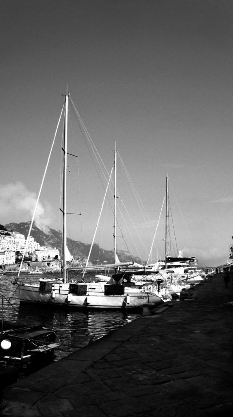 Amalfi veleiros, vela barco barcos porto cais trapiche velejada italia