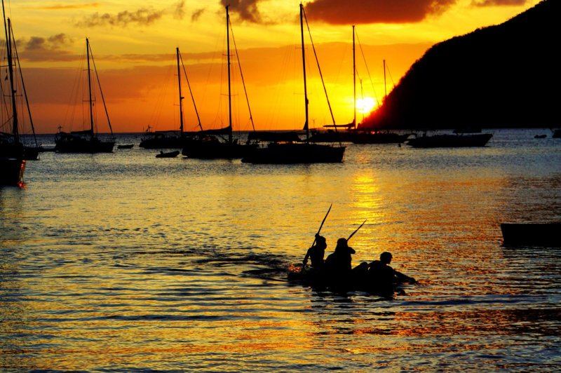 Caribe Antilhas remadores remo mar barco marina paisagem por do sol por-do-sol entardecer