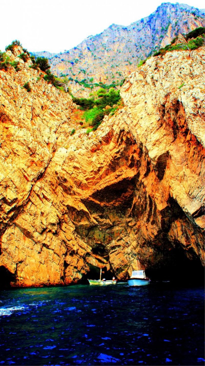 Itália italia Capri paisagem natureza mar montanha morro barco