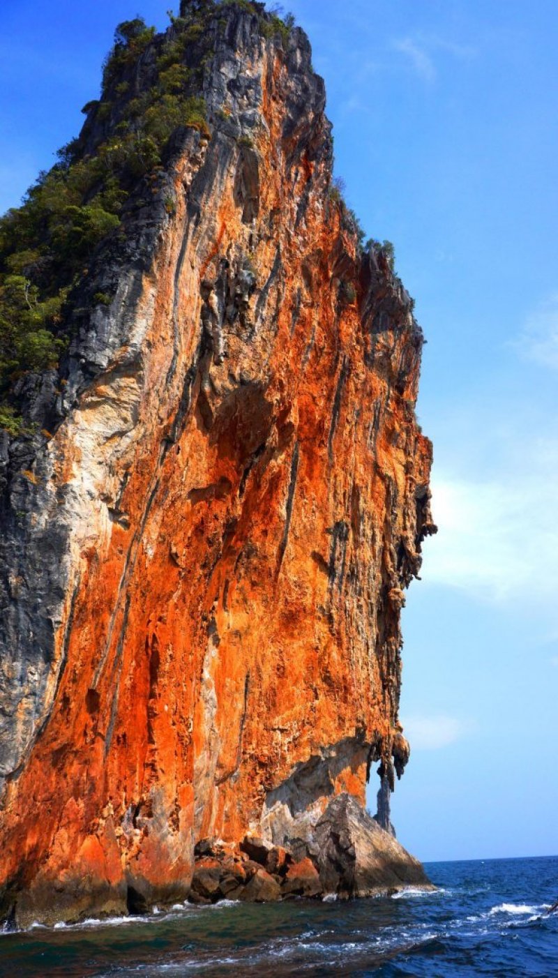 Tailândia koh phi phi montanha morro Ásia férias costa tropical tailândia trópicos baía céu verão parque mar água oceano recife turista destino paraíso praia  turismo paisagem