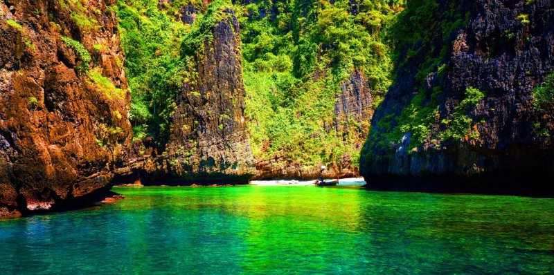 Tailândia koh phi phi montanha morro Ásia férias costa tropical tailândia trópicos baía céu verão parque mar água oceano recife turista destino paraíso praia  turismo paisagem rocha barco