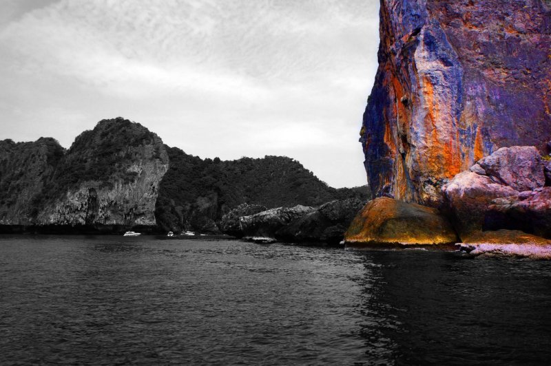 Tailândia koh phi phi barco barcos Ásia férias costa tropical tailândia trópicos baía céu verão parque mar água oceano recife destino paraíso praia  turismo paisagem barco barcos