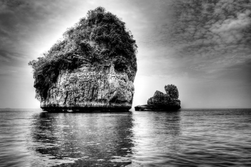 Tailândia koh phi phi barco barcos Ásia férias costa tropical tailândia trópicos baía céu verão parque mar água oceano recife destino paraíso praia  turismo paisagem