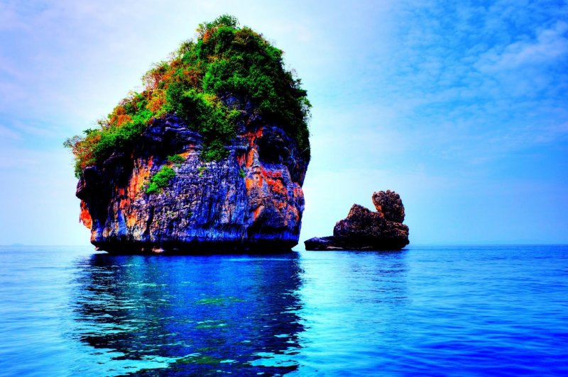 Tailândia koh phi phi barco barcos Ásia férias costa tropical tailândia trópicos baía céu verão parque mar água oceano recife destino paraíso praia  turismo paisagem